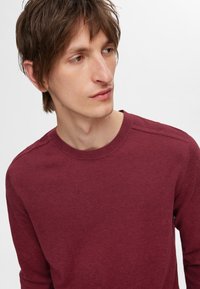 Selected Homme SLHBERG CREW NECK - Športni pulover - syrah