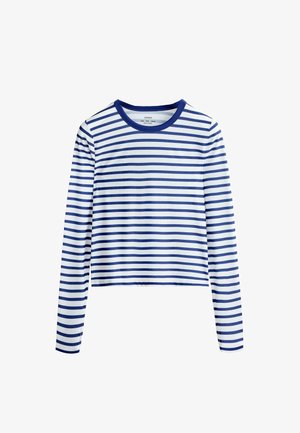 Chemise blanche à manches longues avec des rayures horizontales bleu marine et un col rond bleu marine, en tissu côtelé.