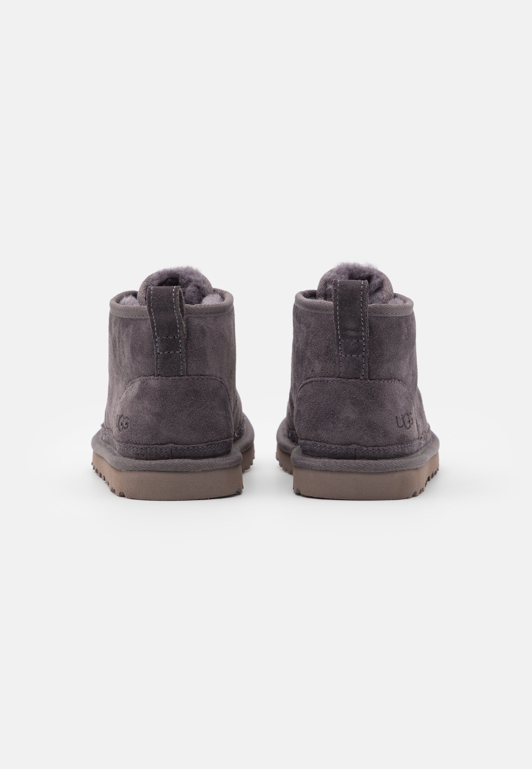 grey neumel uggs