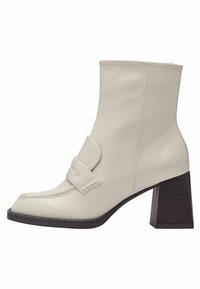 Unausgewählt, ivory