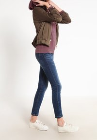TWINTIP Hoodie - mottled dark red
