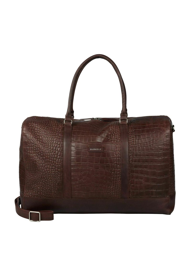 Borsa a duffel in pelle marrone scuro con texture a coccodrillo, manici doppi, tracolla regolabile e etichetta del marchio "Burkely" sul fronte.