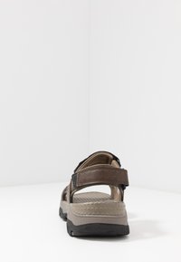 Skechers TRESMEN - Sandali da trekking - brown