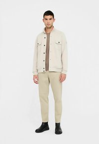 LIU JO PLUSH - Bomber-jakk - beige