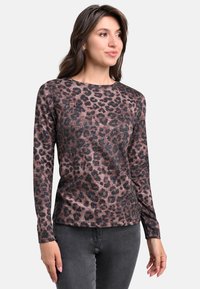 Langärmliges Oberteil in rosa und schwarzem Leopardenmuster, aus weichem Stoff mit rundem Ausschnitt und figurbetontem Schnitt.