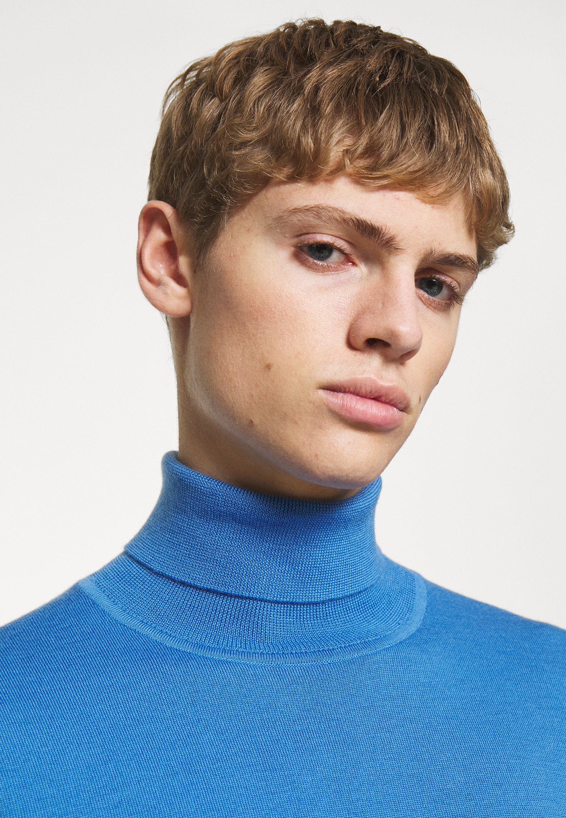sandro turtleneck