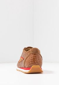 Kennel + Schmenger Sneakers - beige