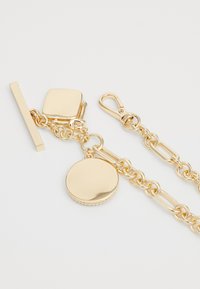 Lauren Ralph Lauren CHARM PENDANT - Náhrdelník - gold-coloured