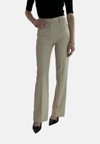 Non sélectionné, beige