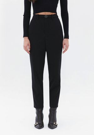 OXXO HIGH RISE WITH BELT DETAIL - Pantalones - black