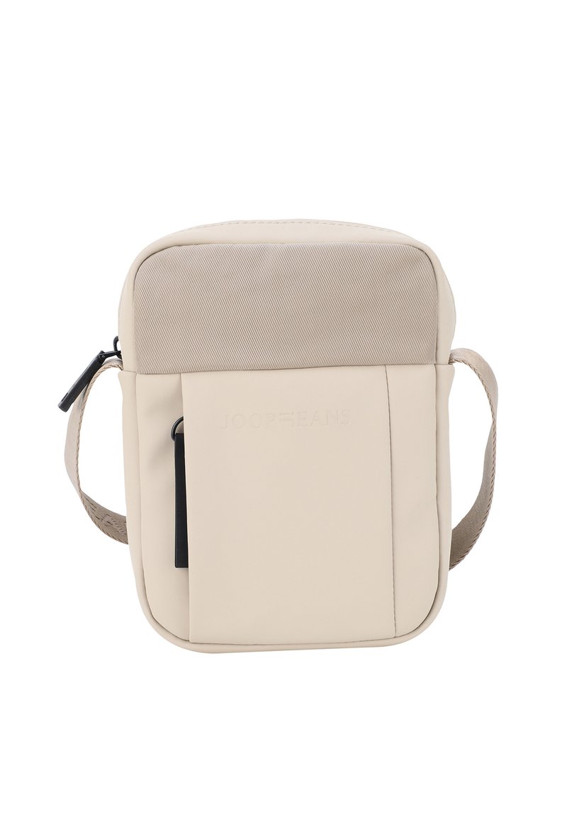 Borsa a tracolla beige realizzata in materiale sintetico liscio con un pannello superiore testurizzato, tasca frontale e tracolla regolabile. Presenta il logo JOOP!