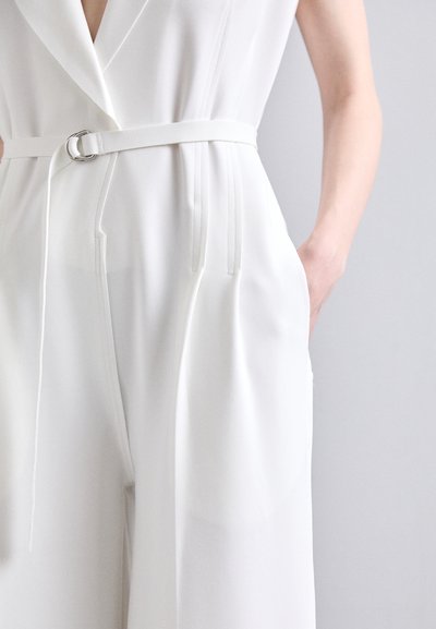 Norma Kamali SINGLE BREASTED STRAIGHT LEG - Overal - snow white