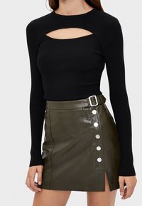 Bershka Neule - black