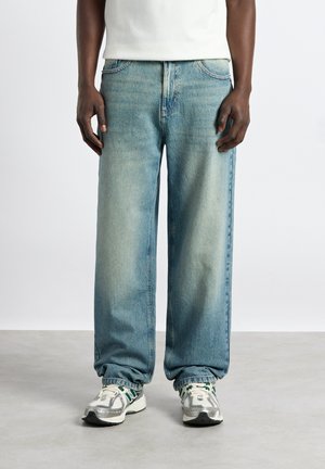 Burocs VITO BAGGY - Straight leg jeans - washed indigo blue
