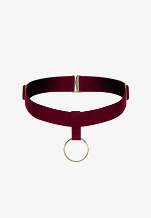 Burgunderfarbener Stoffhalsreif mit einem zentralen goldenen Metalling, der eine glatte Textur aufweist und einen verstellbaren Verschluss für einen sicheren Sitz hat.