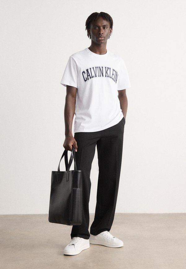 CURVE VARSITY LOGO TEE - Print T-shirt2