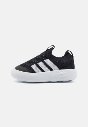 BUBBLECOMFY KIDS - Chaussures de running sur route - core black/footwear white