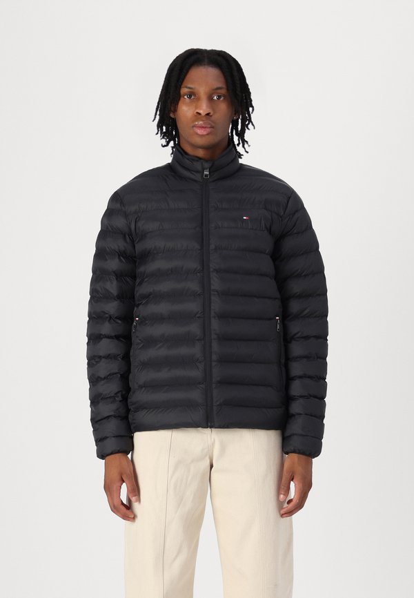 CORE PACKABLE JACKET - Light jacket