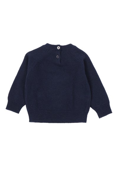 Maglione lavorato a maglia blu navy con maniche lunghe, polsini e orlo a costine, e due bottoni sul collo sul retro.