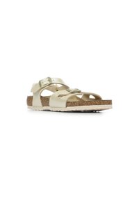 Sandale en cuir doré avec deux poignées ajustables, semelle en liège et semelle extérieure en caoutchouc blanc. Design ouvert à l'avant avec des découpes.