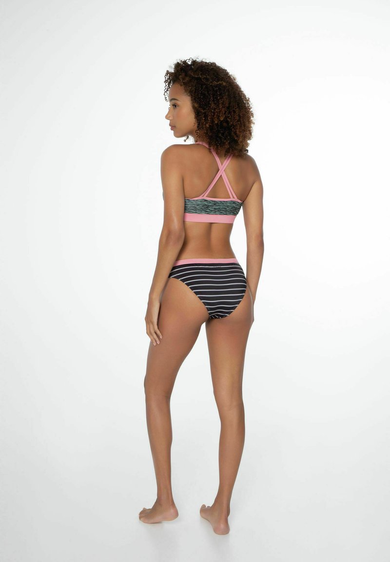 Damen Bikinis | Protest Bikini true black/schwarz - LI86929 Damen Bikinis | Protest Bikini true black/schwarz - LI86929