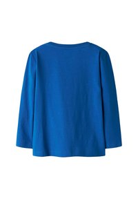 Blue long-sleeve shirt made of soft fabric, featuring a round neckline and a straight cut. Smooth texture with no patterns or accents.