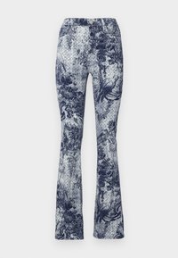 Blå flare jeans med et blomstermotiv og fuglemotiv i en teksturert overflate. Laget av denim, har de knapp og glidelås lukking.