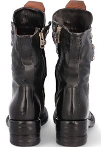 A.S.98 Stivaletti stringati - black