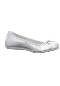 Ballerina in pelle argentata con punta rotonda e un piccolo fiocco decorativo. Presenta una suola in gomma testurizzata per una buona aderenza. Finitura superficiale liscia.