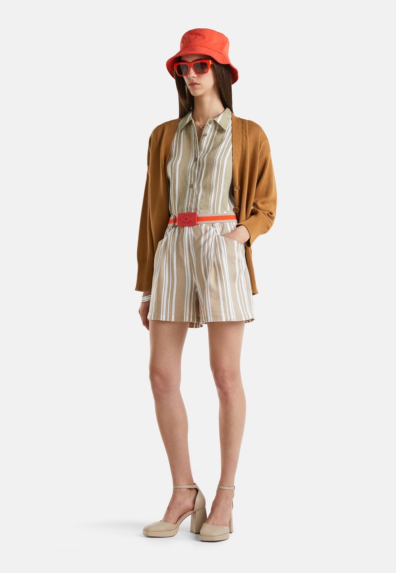 United Colors of Benetton Shorts beige