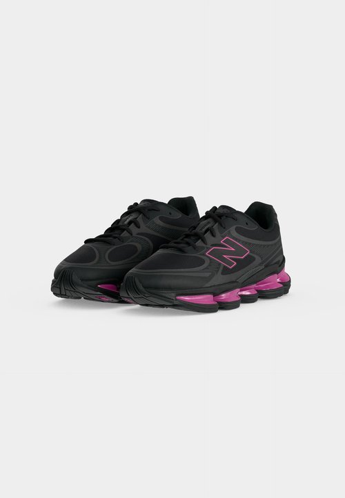 New Balance U2000 UNISEX - Trainers - black/pink heat — foto 3