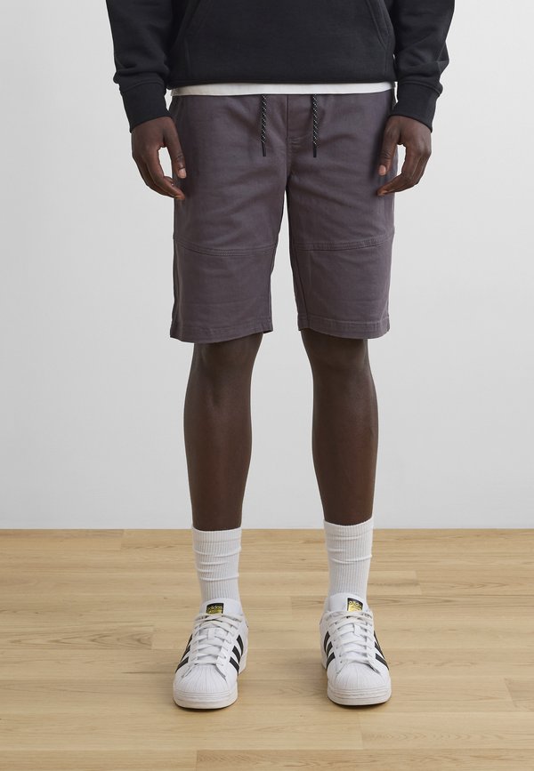 SDHENK - Shorts - forged iron2