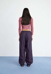 adidas Originals Träningsbyxor - dark purple