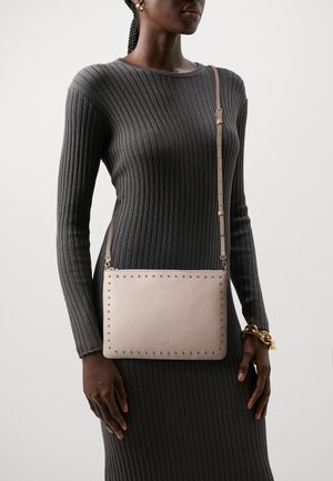 Coccinelle, Sac bandoulière - pink