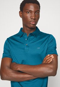 Michael Kors SLEEK NEW - T-shirt básica - nassau teal