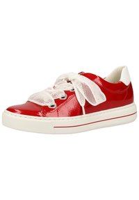 ara Trainers - red