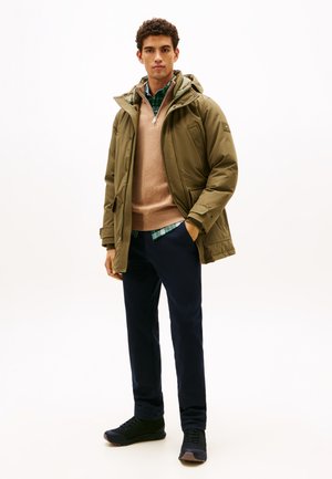Tommy Hilfiger Visoki športni copati - black