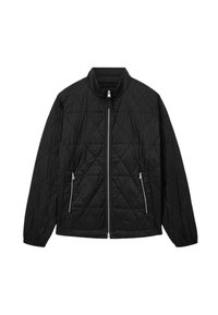 Czarna pikowana kurtka z wysokim kołnierzem, zamkiem błyskawicznym z przodu i dwiema kieszeniami na zamek. Materiał ma gładką teksturę z wzorem diamentowym.