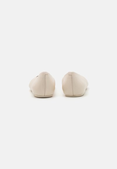 MM6 Maison Margiela BALLET SHOE - Ballerinaskor - sudan brown