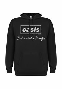 Sort hættetrøje med en frontlomme, hvor "oasis" står i hvide blokbogstaver, og "Definitely Maybe" er skrevet med kursiv. Blød stofstruktur.