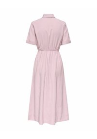 Robe midi rose pâle à manches courtes avec col et taille froncée, vue de dos sur fond blanc.