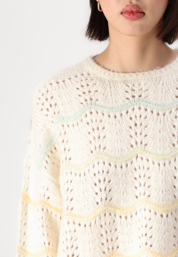 VMHATTY O-NECK STITCH BOO - Jumper2