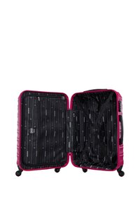 WITTCHEN MEDIUM SUITCASE WITH LUGGAGE TAG - Kufr - pink