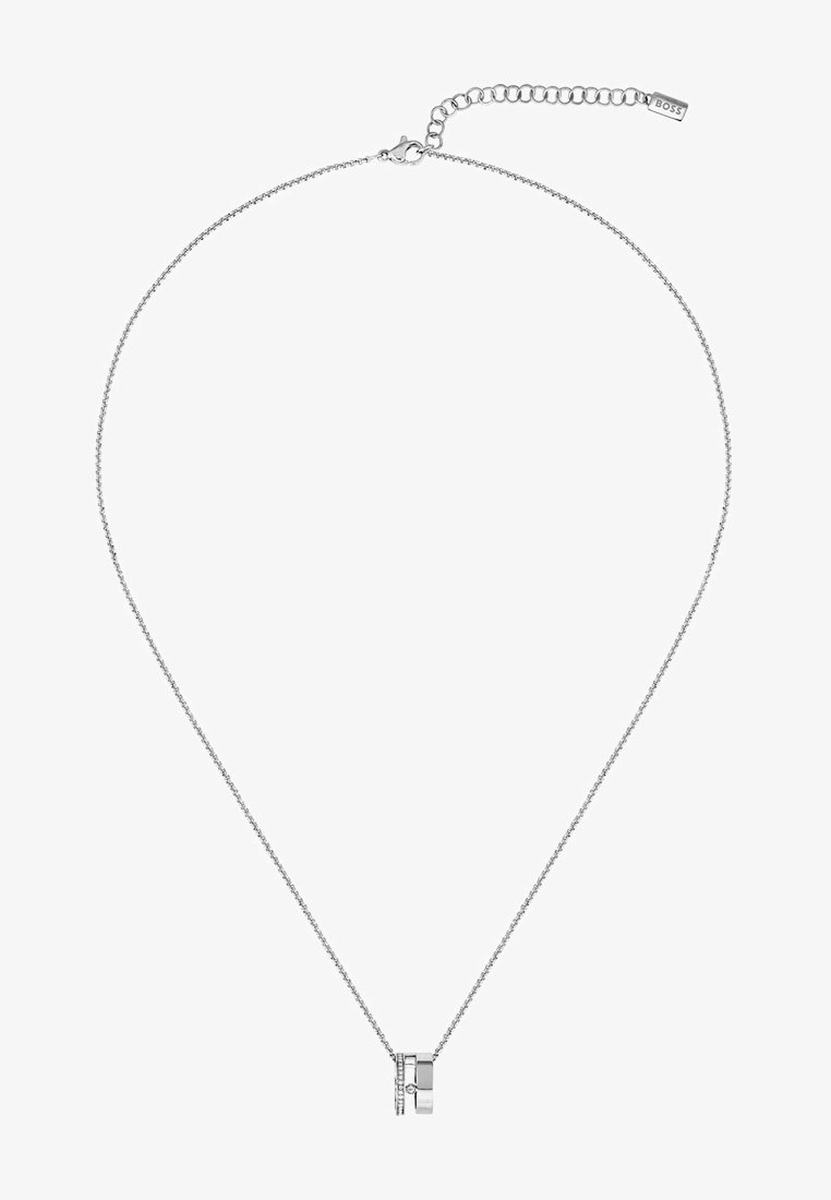 Zilveren ketting met een rechthoekige hanger met een gepolijste afwerking en een kleine accent van heldere stenen, beveiligd met een karabijnsluiting.