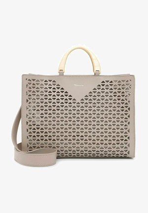 Beige kabelka s geometrickým vzorem ve tvaru trojúhelníku, hladkým povrchem, dvěma horními uchyty a odnímatelným ramenním popruhem.