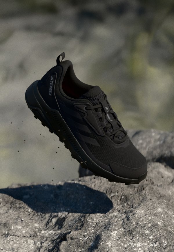 ANYLANDER - Climbing shoes3