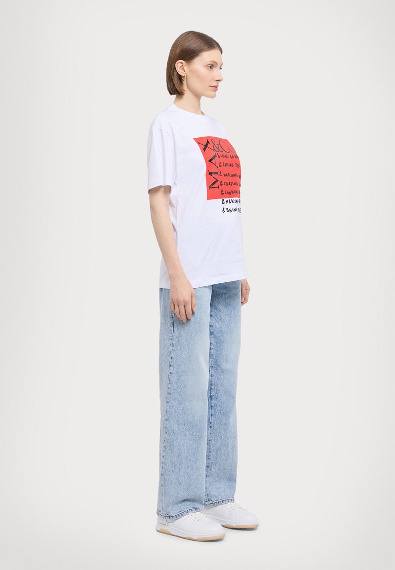 MAX&Co. &CO TEE - Potiskana majica - white