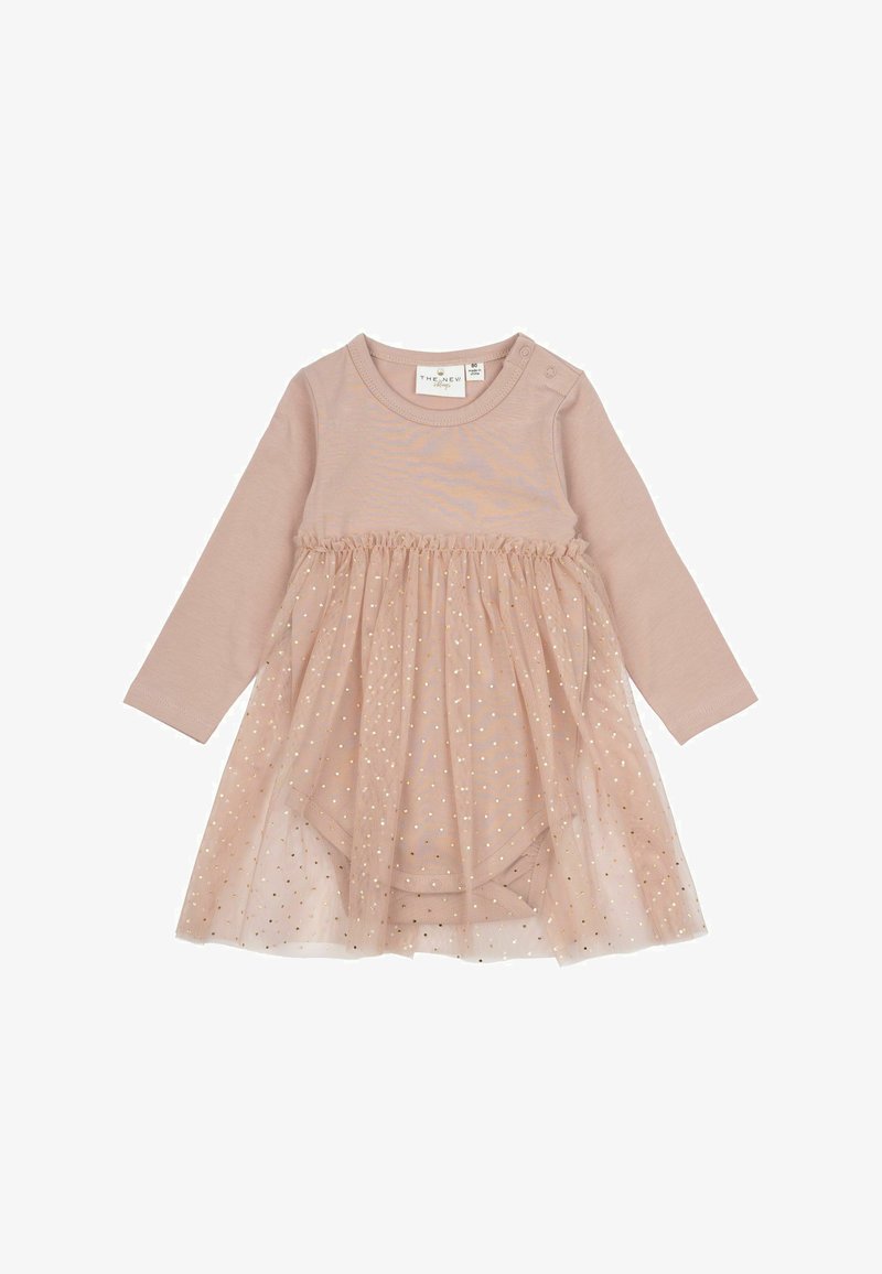Dugi rukav infant haljina od mekog blush materijala, sa naboranim pojasom i prozirnim slojem s zlatnim točkicama. Dugmadi na ramenu.