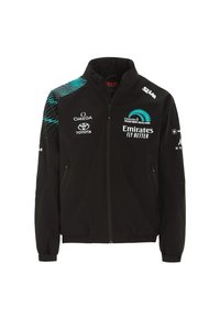 Giacca nera con zip frontale, caratterizzata da accenti turchesi e loghi tra cui Emirates, Toyota e Omega. Design leggero e sportivo.