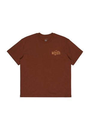 Braunes Baumwoll-T-Shirt mit kurzen Ärmeln, Rundhalsausschnitt und einem kleinen orangenen Grafikmotiv mit Blumen und Gras auf der linken Brust.